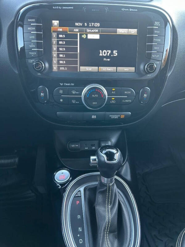 2014 Kia Soul +