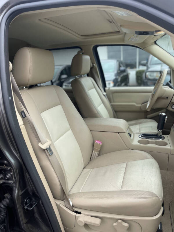 2006 Ford Explorer Eddie Bauer