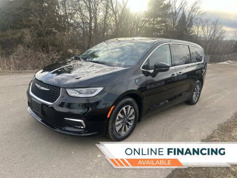 2024 Chrysler Pacifica Plug-In Hybrid for sale at Ace Auto in Shakopee MN