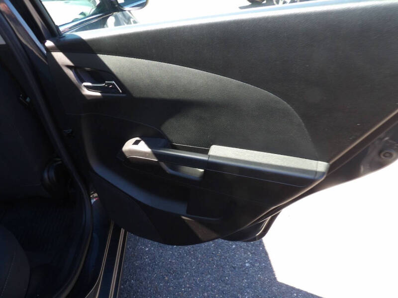 2013 Chevrolet Sonic LT Auto