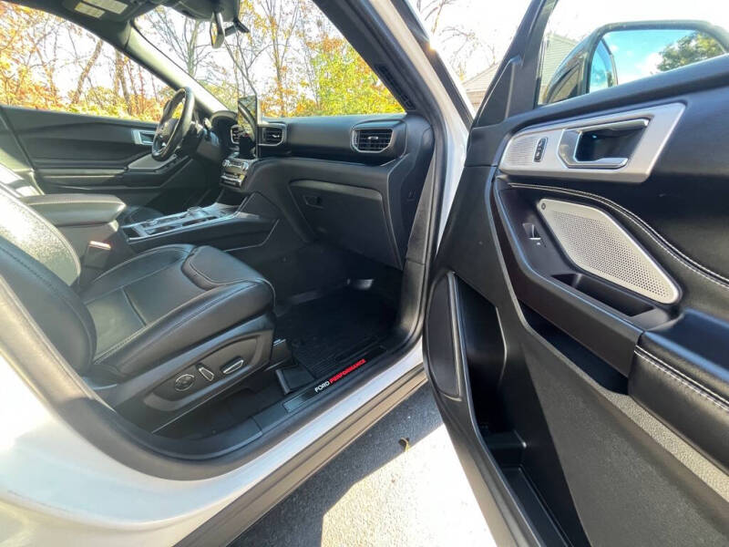 2020 Ford Explorer ST