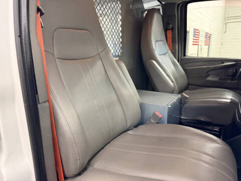 2015 GMC Savana 2500