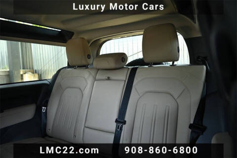 2021 Land Rover Defender 90 S