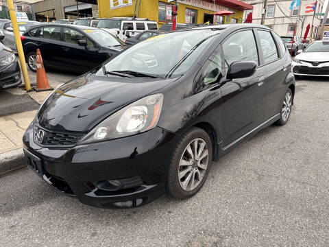 2012 Honda Fit for sale at Deleon Mich Auto Sales in Yonkers NY