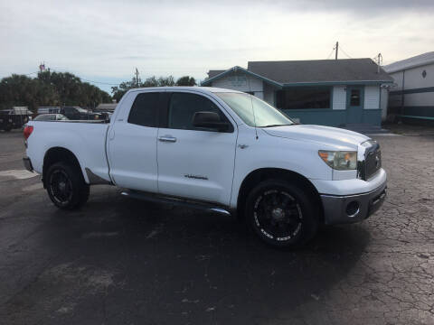 2007 Toyota Tundra for sale at CAR-RIGHT AUTO SALES INC in Naples FL