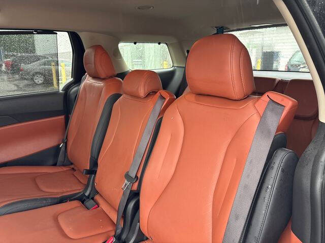 2025 Kia Carnival EX