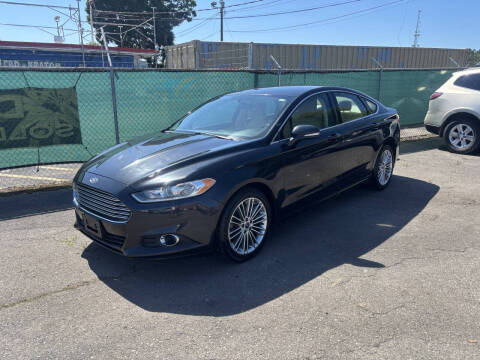 2013 Ford Fusion SE