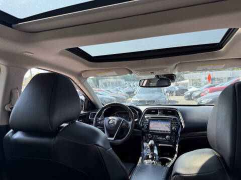 2016 Nissan Maxima Platinum