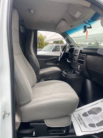 2020 Chevrolet Express 2500