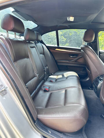 2014 BMW 5 Series 528i