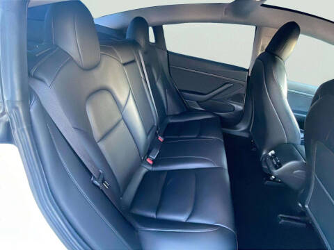 2020 Tesla Model 3 Standard Range Plus