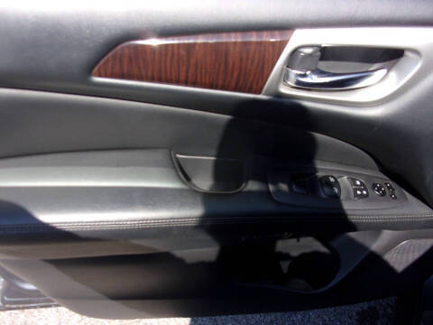 2013 Nissan Pathfinder SL