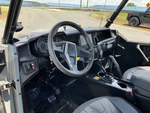 2023 Polaris  GENERAL XP 1000
