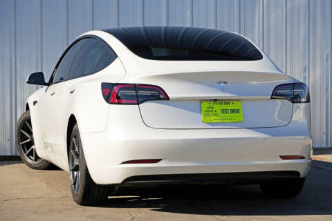 2021 Tesla Model 3 Standard Range Plus