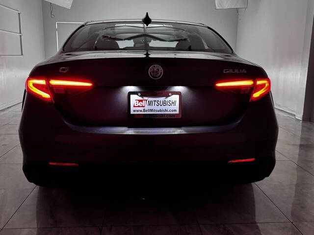 2023 Alfa Romeo Giulia Veloce