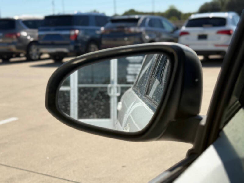 2013 Toyota Prius c One