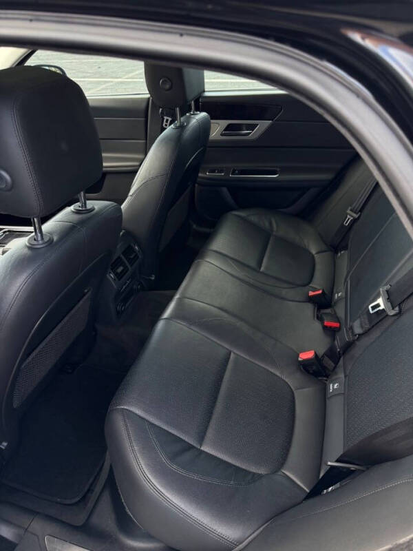 2016 Jaguar XF 35t Prestige