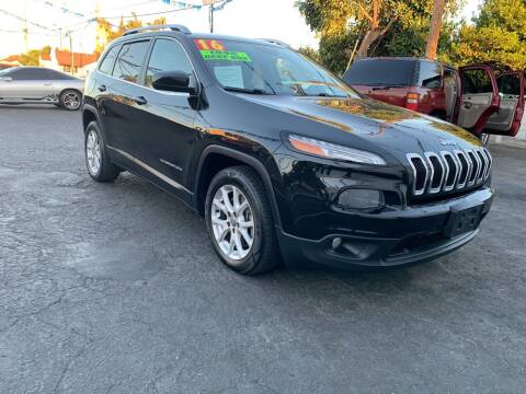 2016 Jeep Cherokee for sale at ROMO'S AUTO SALES in Los Angeles CA