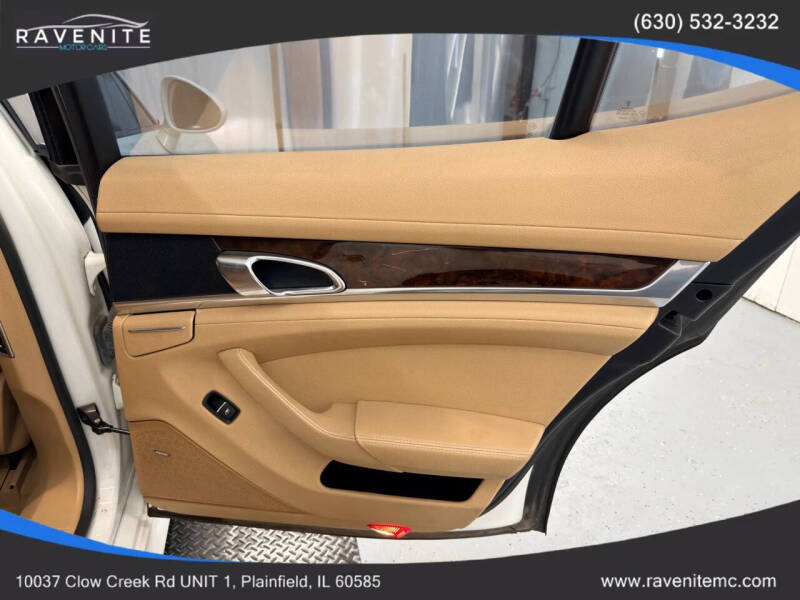 2012 Porsche Panamera