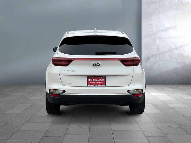 2022 Kia Sportage LX