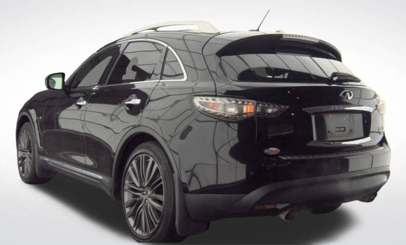 2017 Infiniti QX70
