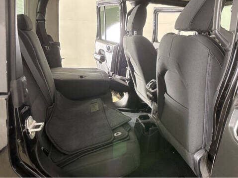 2023 Jeep Gladiator Sport S