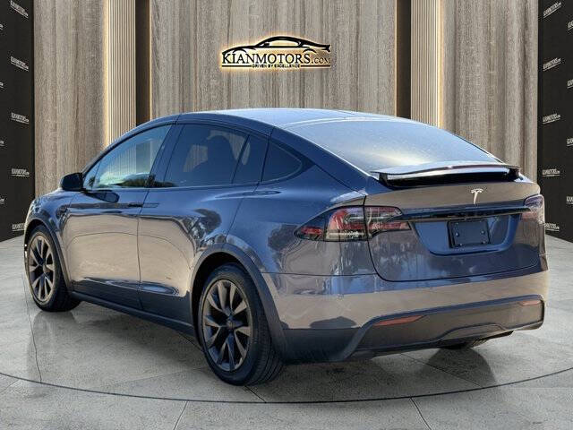 2023 Tesla Model X Standard Range