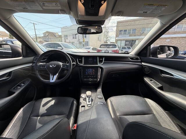 2022 Infiniti QX50 Luxe