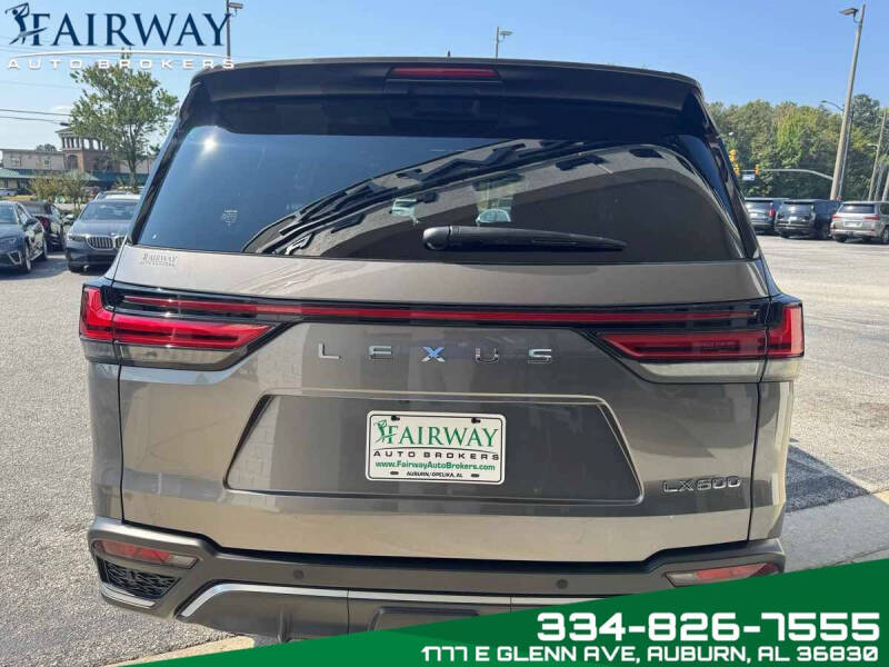 2023 Lexus LX 600 F SPORT Handling