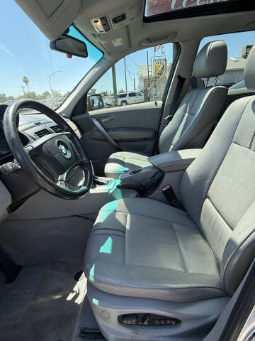 2005 BMW X3 2.5i