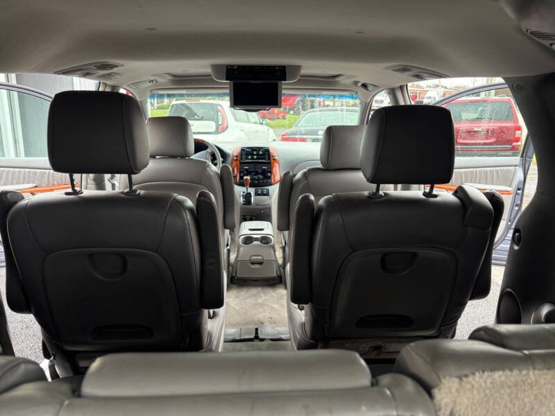 2006 Toyota Sienna XLE Limited 7 Passenger