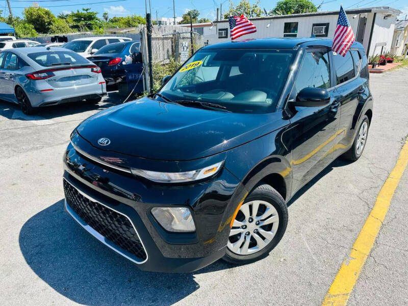 2020 Kia Soul for sale at MAGIC CITY AUTO in Miami FL