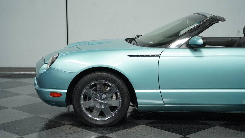 2002 Ford Thunderbird Deluxe