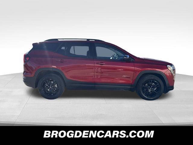 2023 GMC Terrain AT4