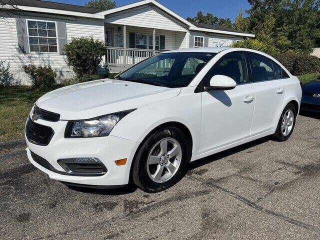 2015 Chevrolet Cruze for sale at Paramount Motors in Taylor MI