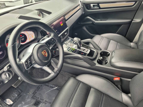 2021 Porsche Cayenne GTS