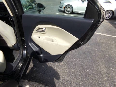 2012 Kia Rio 5-Door LX