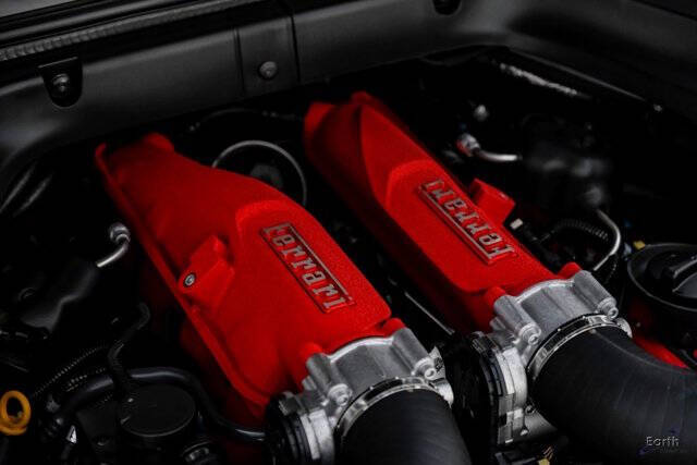 2016 Ferrari California T