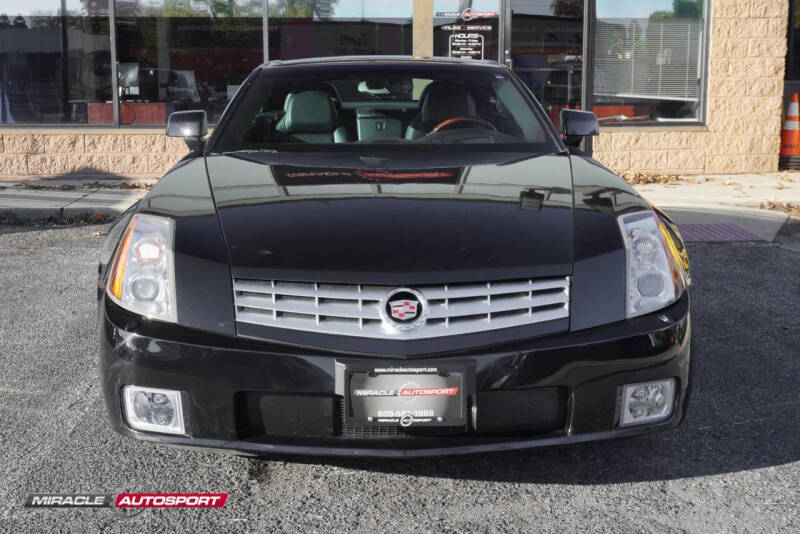 2005 Cadillac XLR