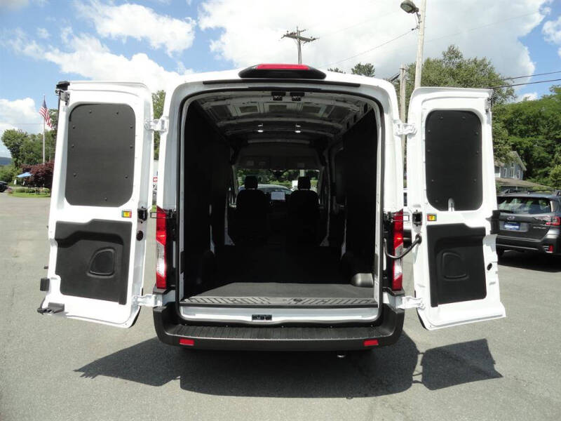 2025 Ford Transit 250