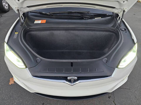 2018 Tesla Model X 75D