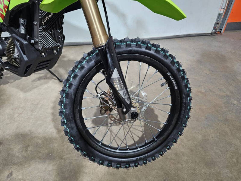 2025 SurRon HYPER BEE