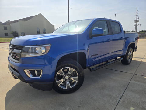 2019 Chevrolet Colorado for sale at AUTO DIRECT in Houston TX