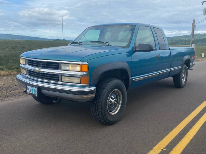 1998 Chevrolet C/K 2500 Series for sale at M AND S CAR SALES LLC in Independence OR