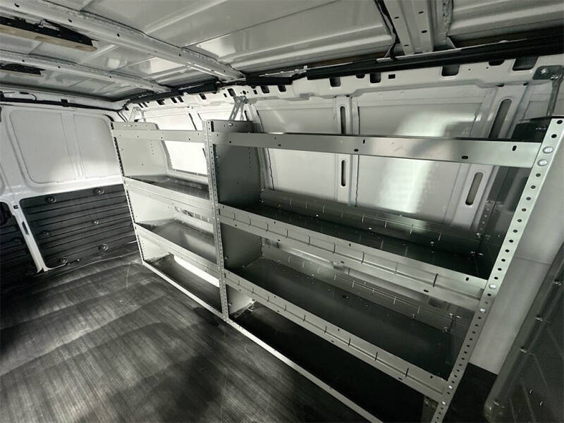 2024 Chevrolet Express 2500