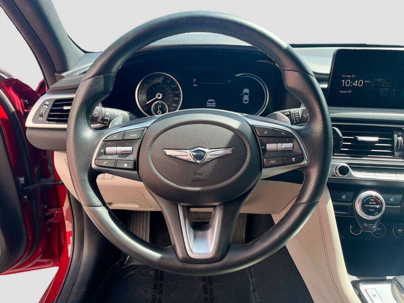 2023 Genesis G70