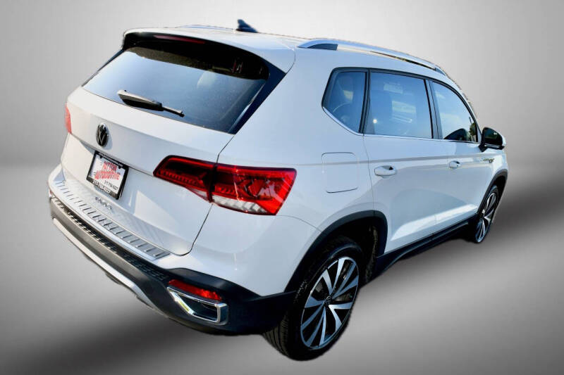 2022 Volkswagen Taos SE