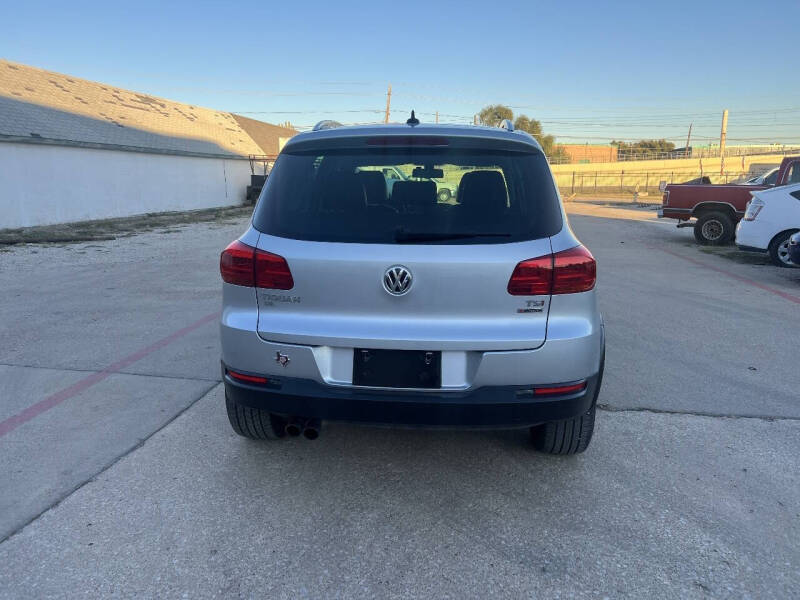 2017 Volkswagen Tiguan 2.0T SEL 4Motion