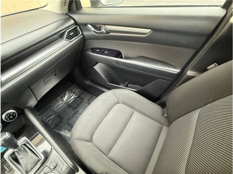 2019 Mazda CX-5 Sport