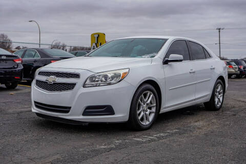 2013 Chevrolet Malibu for sale at Auto Tech Car Sales in Saint Paul MN